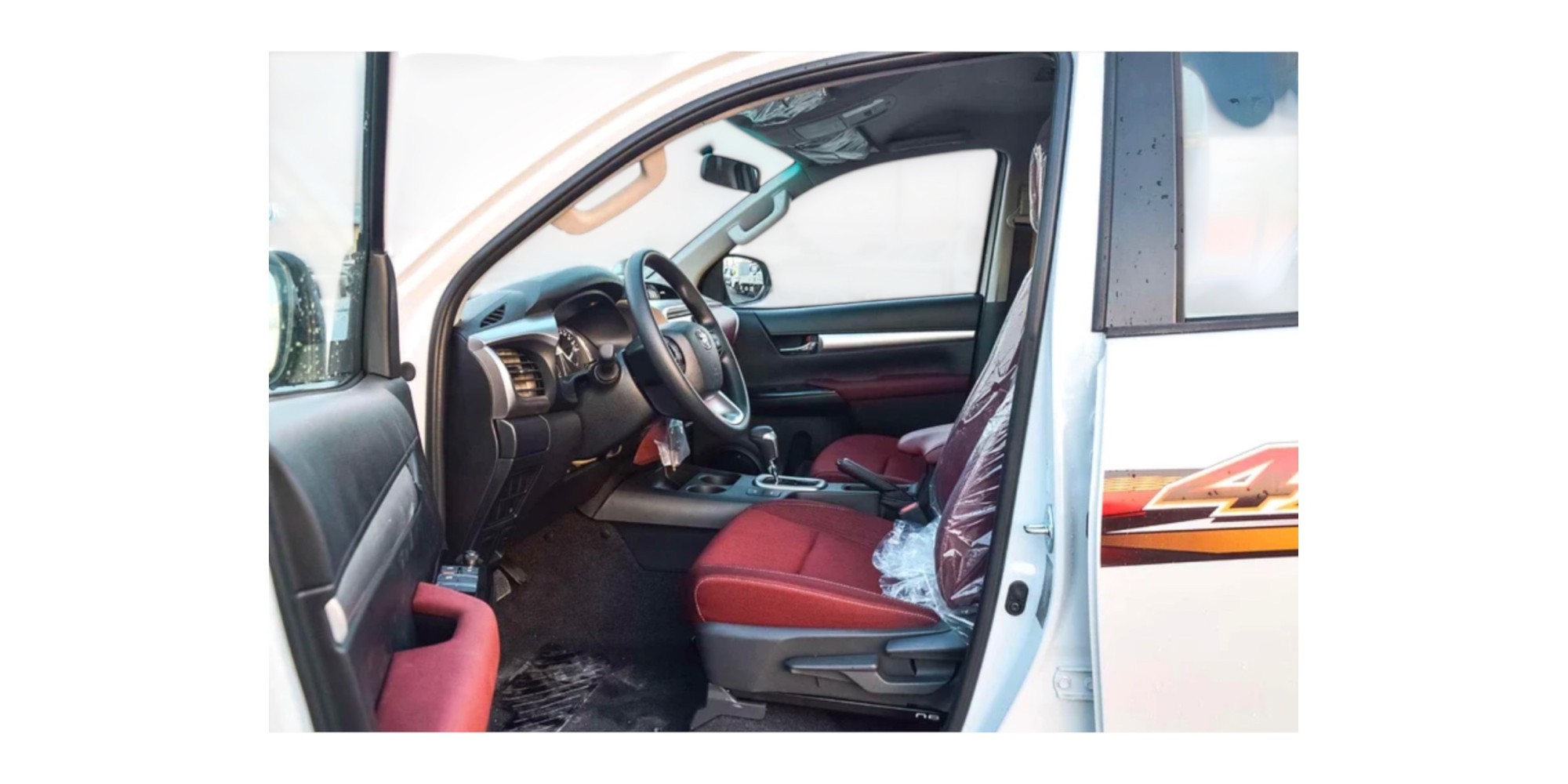 Toyota Hilux 2.7 4x4 AT Double Cab Full Option Modena