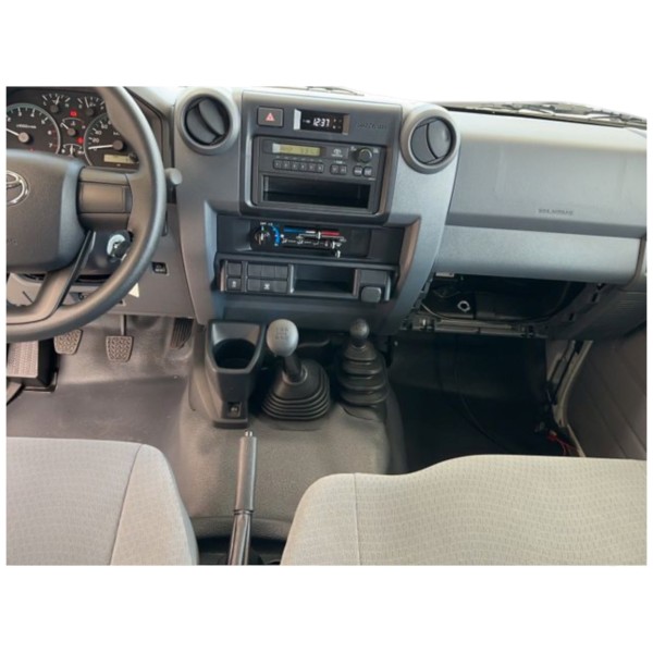 Toyota Land Cruiser 78 | Robusto e Prestante