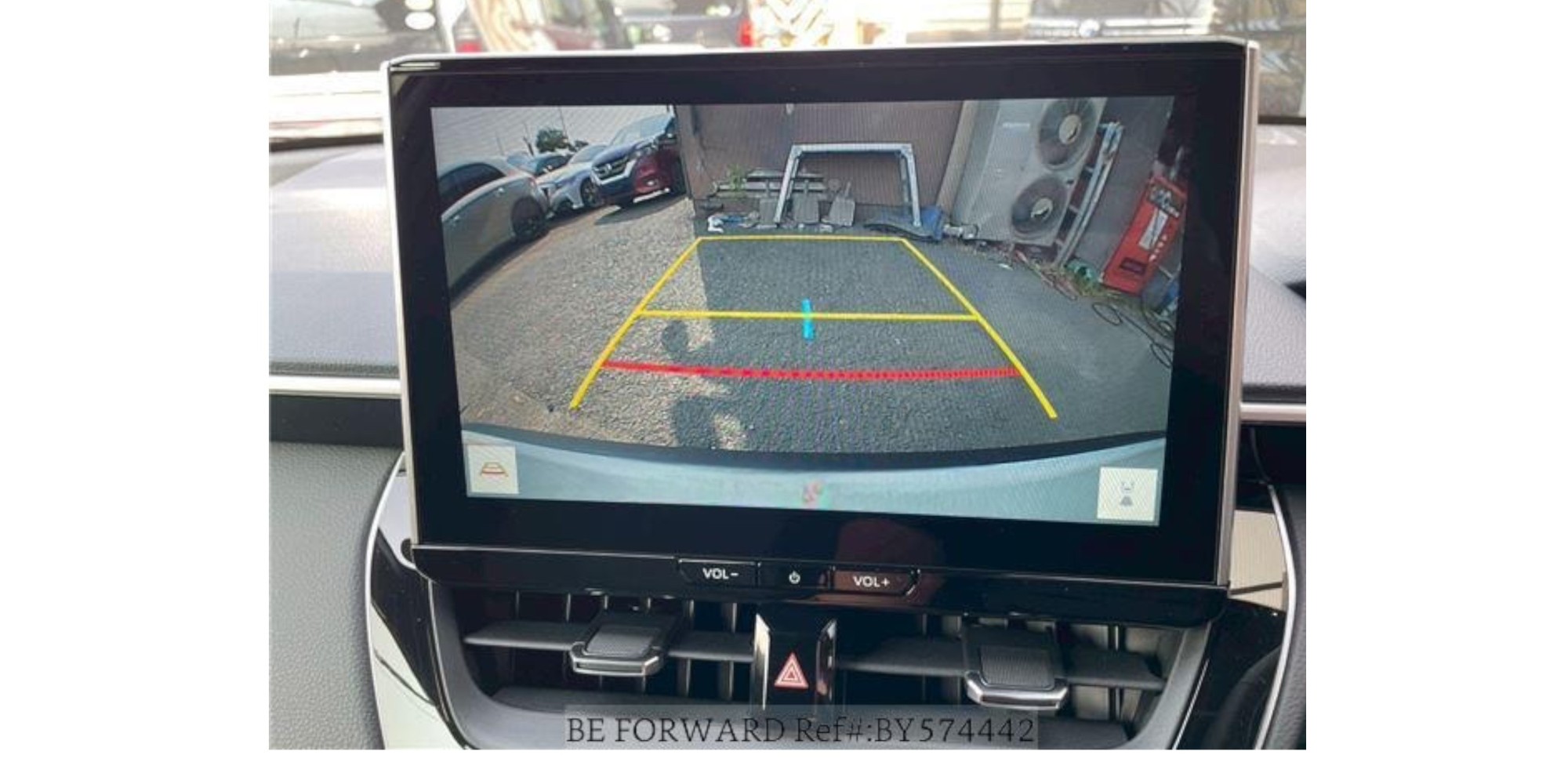 Toyota Corolla Cross RHD 2.0 kaufen | Modena Motors