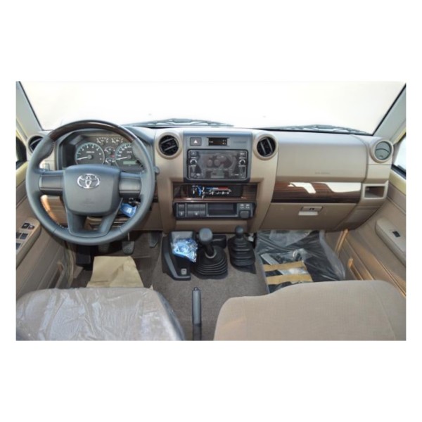 Toyota Land Cruiser 76 AT Luxury | Modena Motors