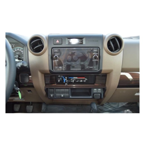 Toyota Land Cruiser 76 AT Luxury | Modena Motors