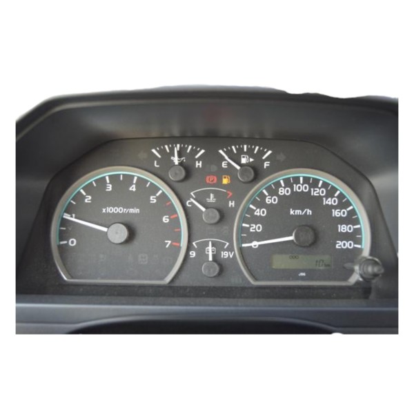 Toyota Land Cruiser 76 AT Luxury | Modena Motors