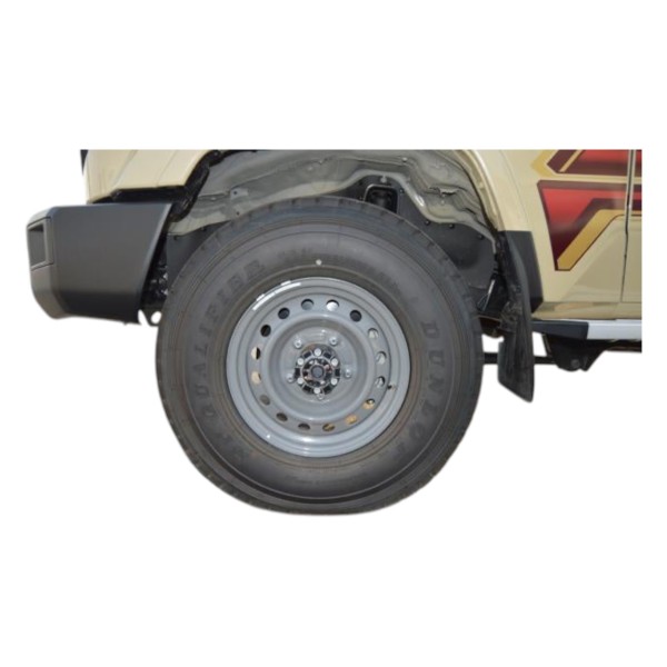 Toyota Land Cruiser 76 AT Luxury | Modena Motors