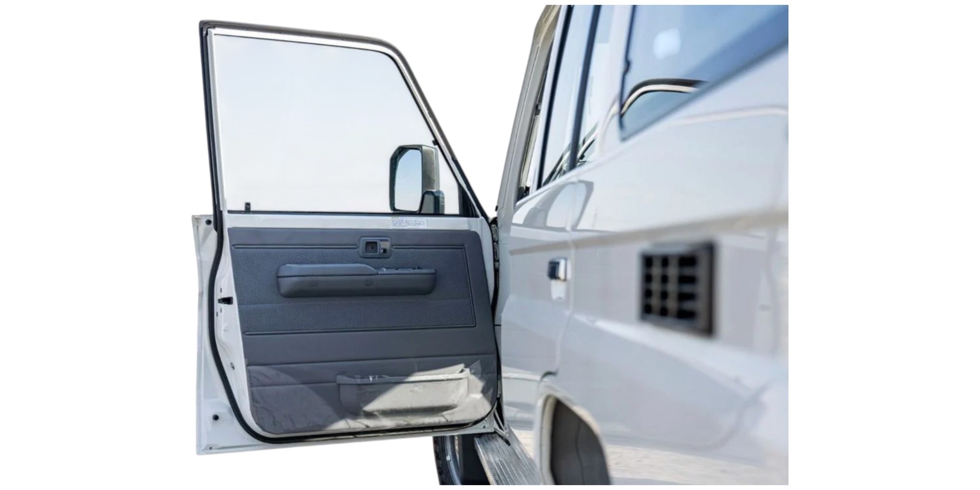 Toyota Land Cruiser 76 MT 4.2 Diesel von Modena Motors GmbH