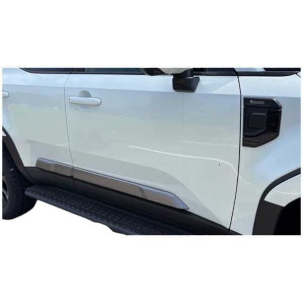 Toyota Land Cruiser 2.7 RHD | Rugged and Reliable