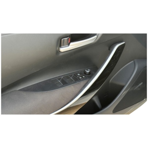 Toyota Corolla 1.8 Hybrid Eco HSD E-CVT Sedan