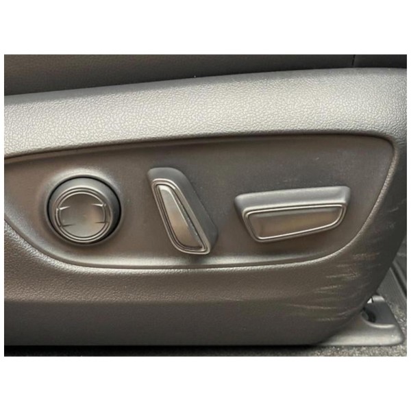 Toyota Land Cruiser 2.7 RHD | Robust und Zuverlässig