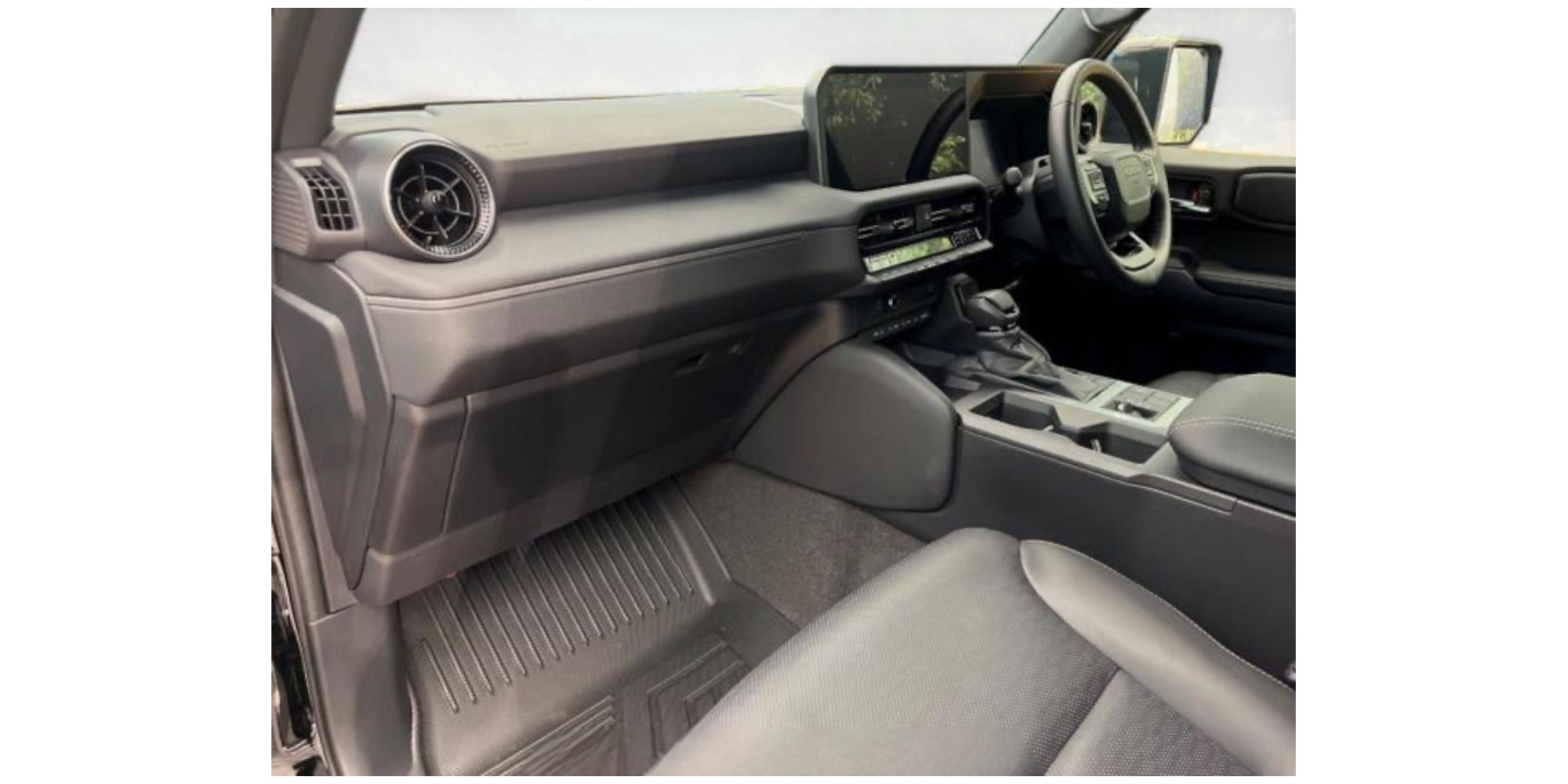 Toyota Land Cruiser 2.7 RHD | Robust und Zuverlässig