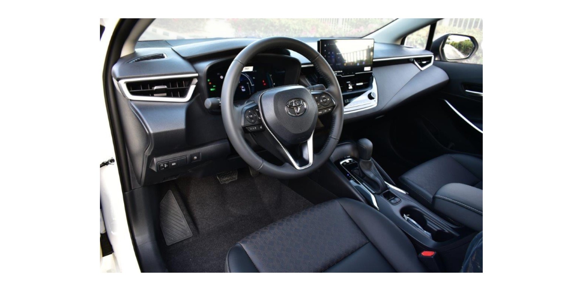 Toyota Corolla 1.8 Hybrid Eco HSD E-CVT Sedan