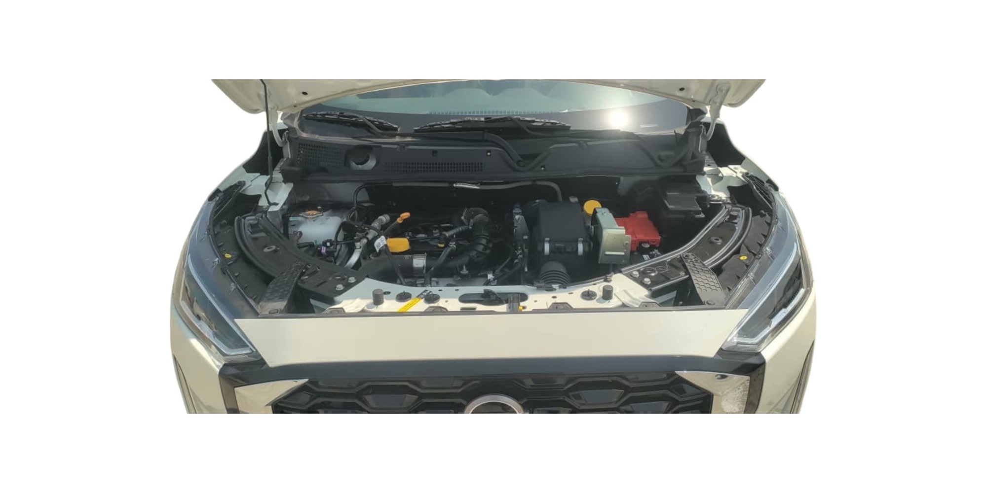 Nissan Magnite Acenta Plus 1.0L AT FWD for Sale | Modena Motors GmbH