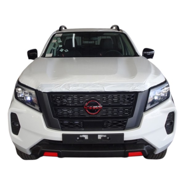 Nissan Navara PRO-4X 2.5L 4x4 AT for Sale | Modena Motors GmbH