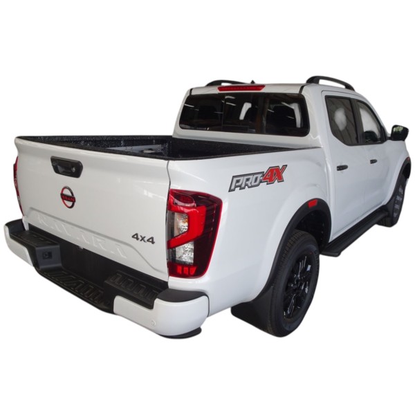 Nissan Navara PRO-4X 2.5L 4x4 AT for Sale | Modena Motors GmbH