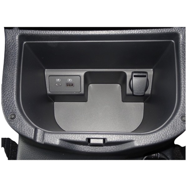 Nissan Navara PRO-4X 2.5L 4x4 AT for Sale | Modena Motors GmbH