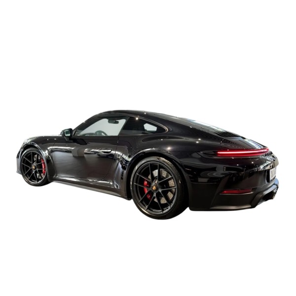 Porsche 911 992.2 Carrera 4 GTS - Sportwagen-Perfektion unter freiem Himmel