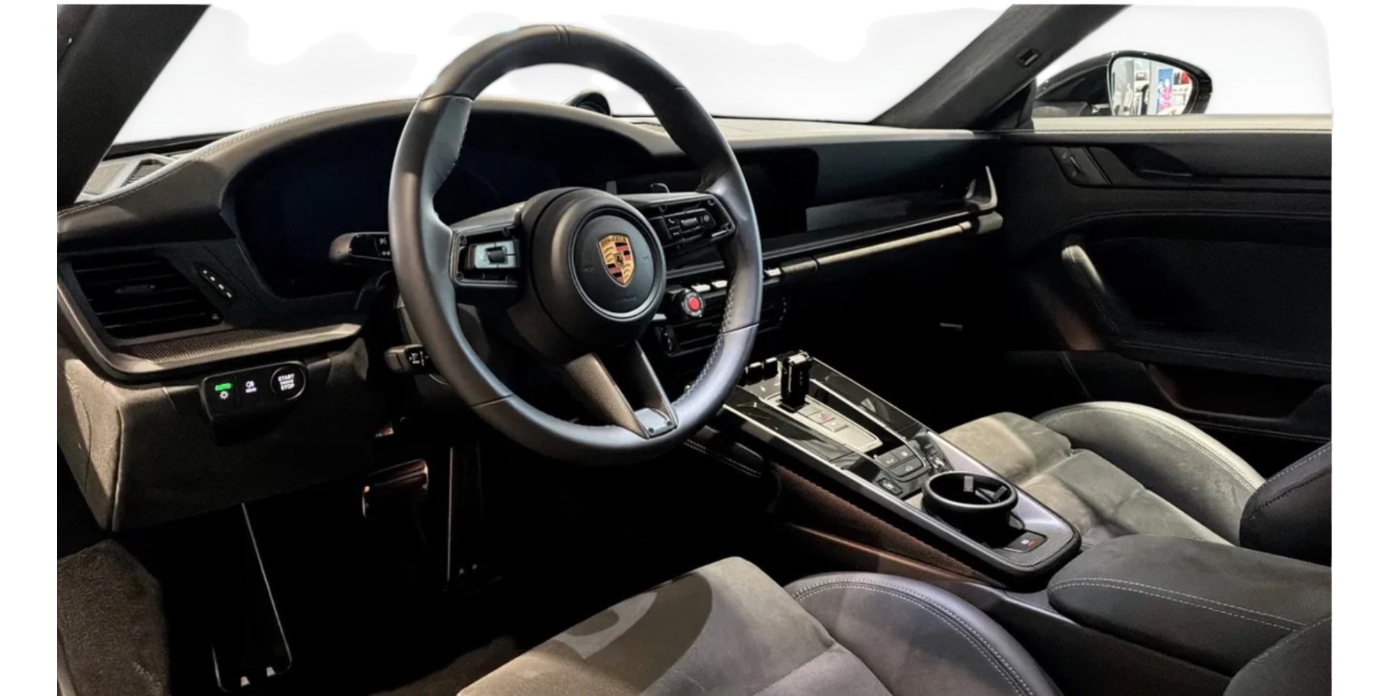 Porsche 911 992.2 Carrera 4 GTS - Sportwagen-Perfektion unter freiem Himmel