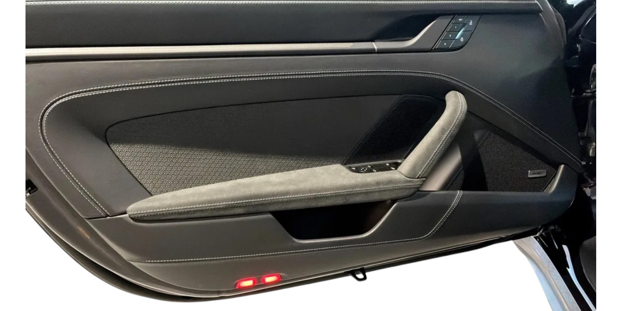 Porsche 911 992.2 Carrera 4 GTS - Sportwagen-Perfektion unter freiem Himmel