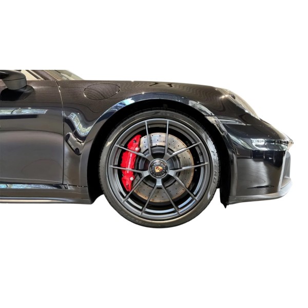 Porsche 911 992.2 Carrera 4 GTS - Sportwagen-Perfektion unter freiem Himmel