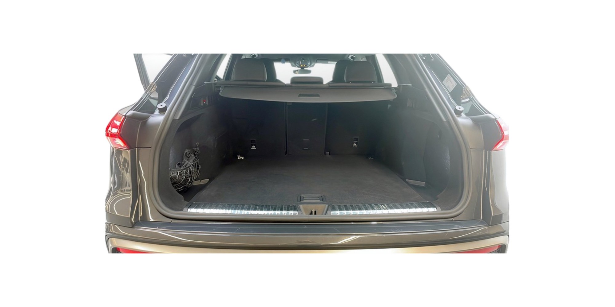 Audi Q5 TDI quattro S line Edition One ready delivery