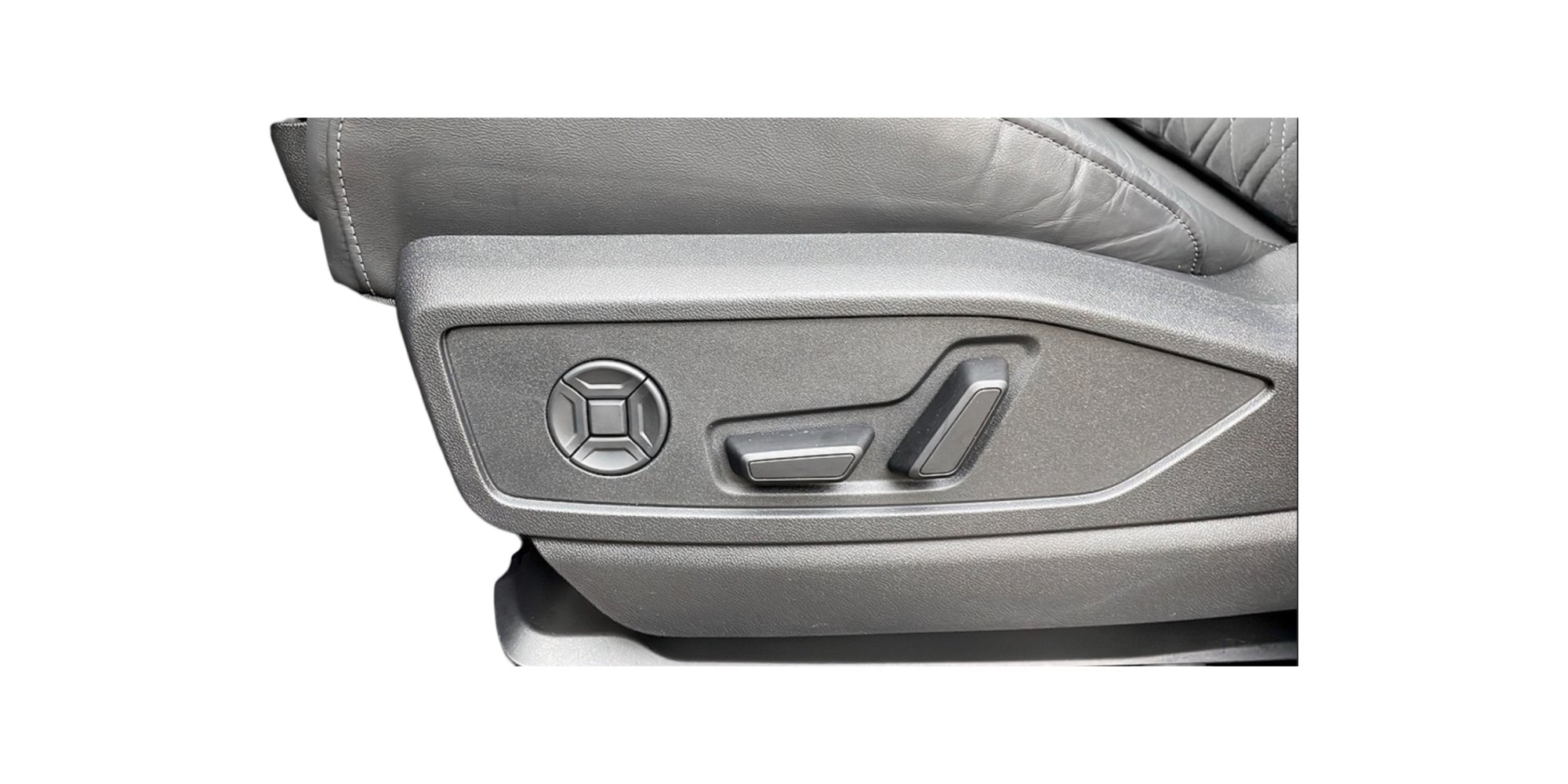 Audi Q5 TDI quattro S line Edition One ready delivery