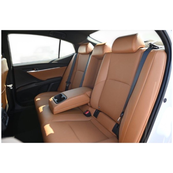 Toyota Camry Grande 2.5 Hybrid AT Modena Motors GmbH