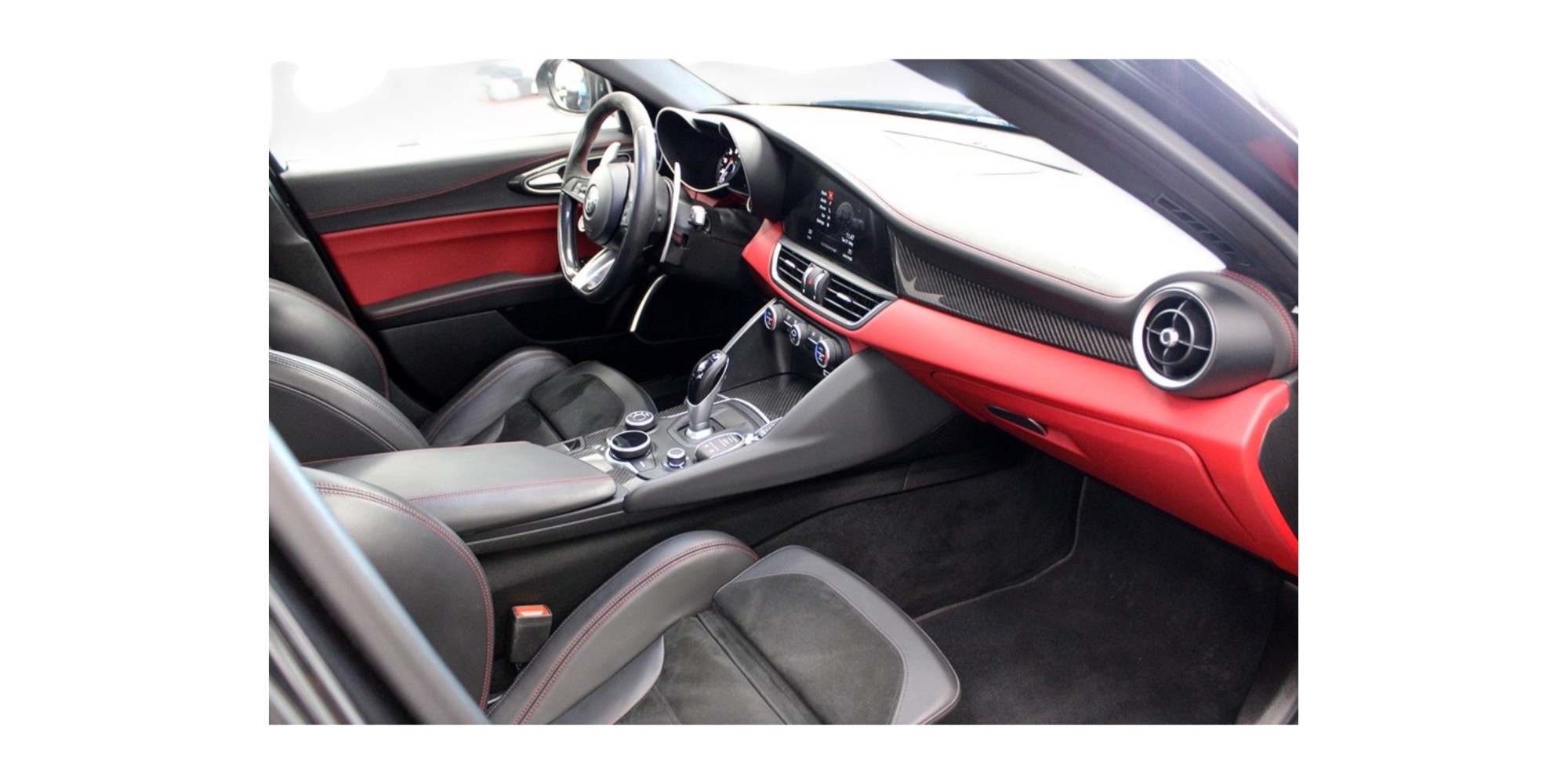 Alfa Romeo Giulia Quadrifoglio Euro 6 for sale Modena Motors GmbH