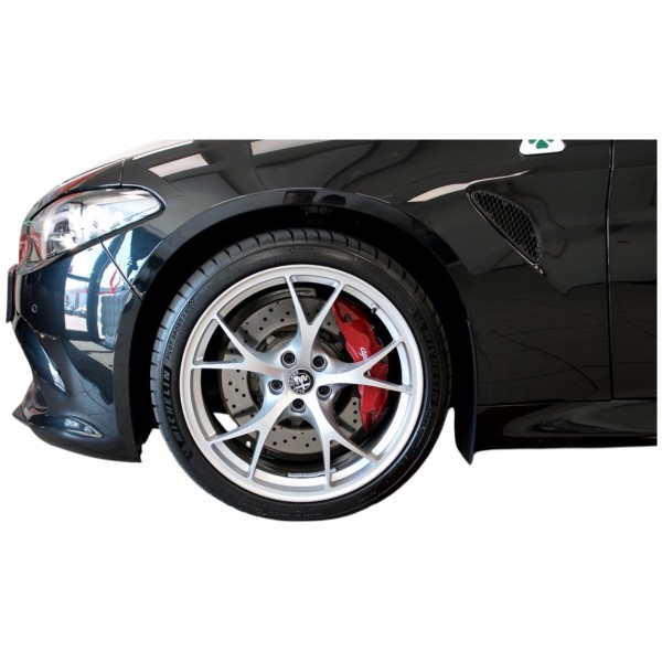 Alfa Romeo Giulia Quadrifoglio Euro 6 for sale Modena Motors GmbH