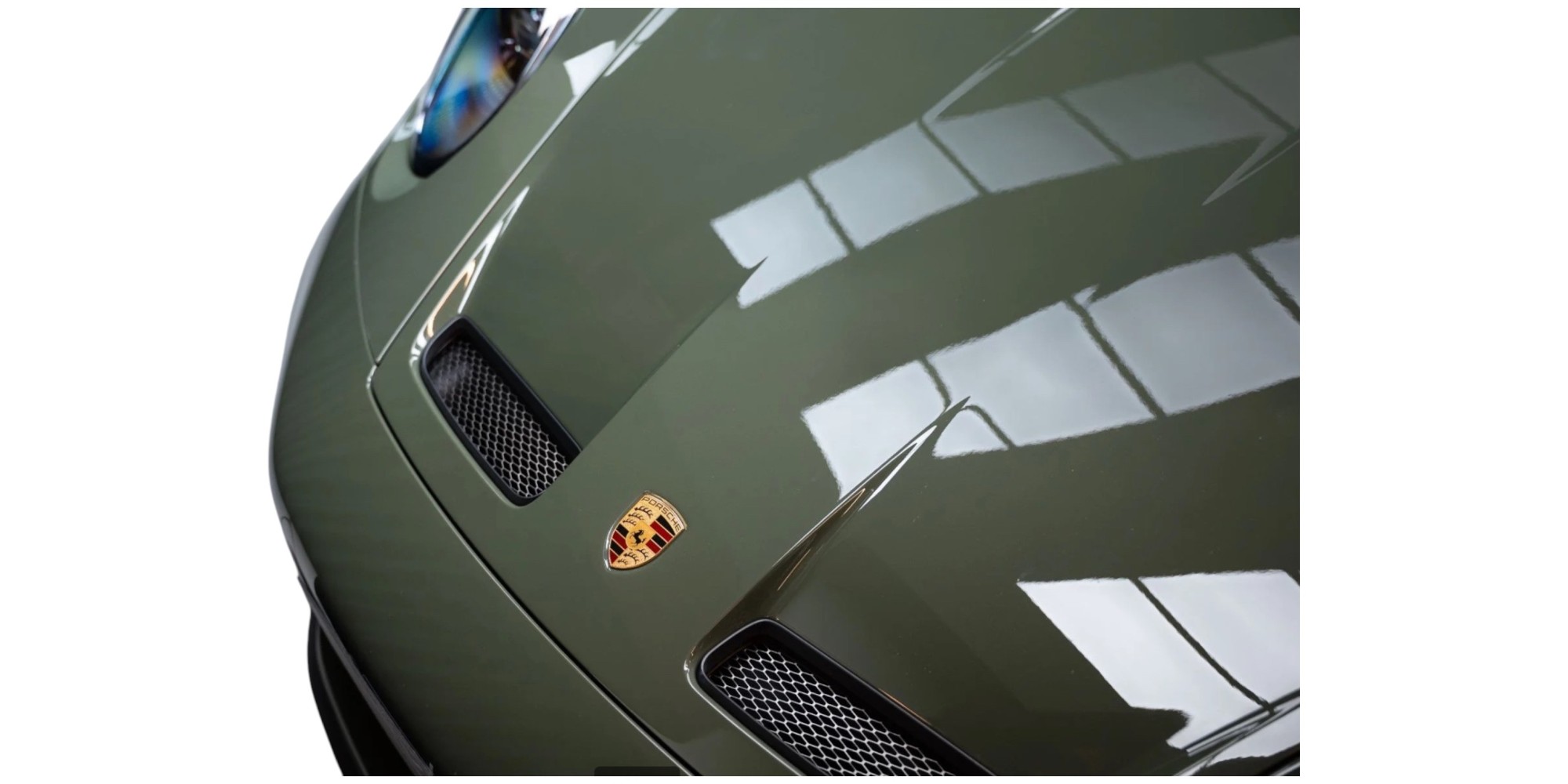 Porsche 911 992 GT3 Touring – Pure Driving Passion