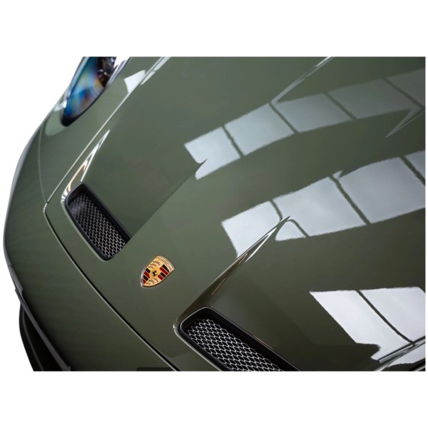 Porsche 911 992 GT3 Touring – Pure Driving Passion