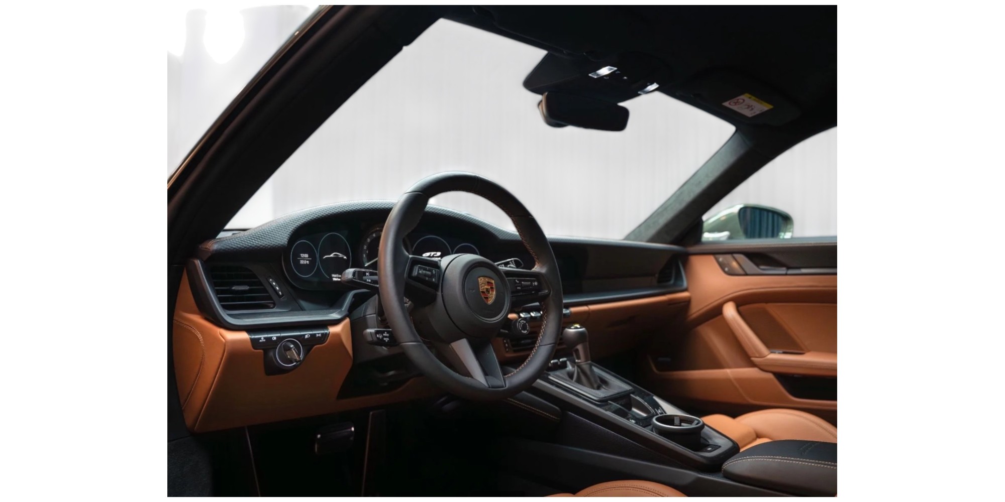 Porsche 911 992 GT3 Touring – Pure Driving Passion