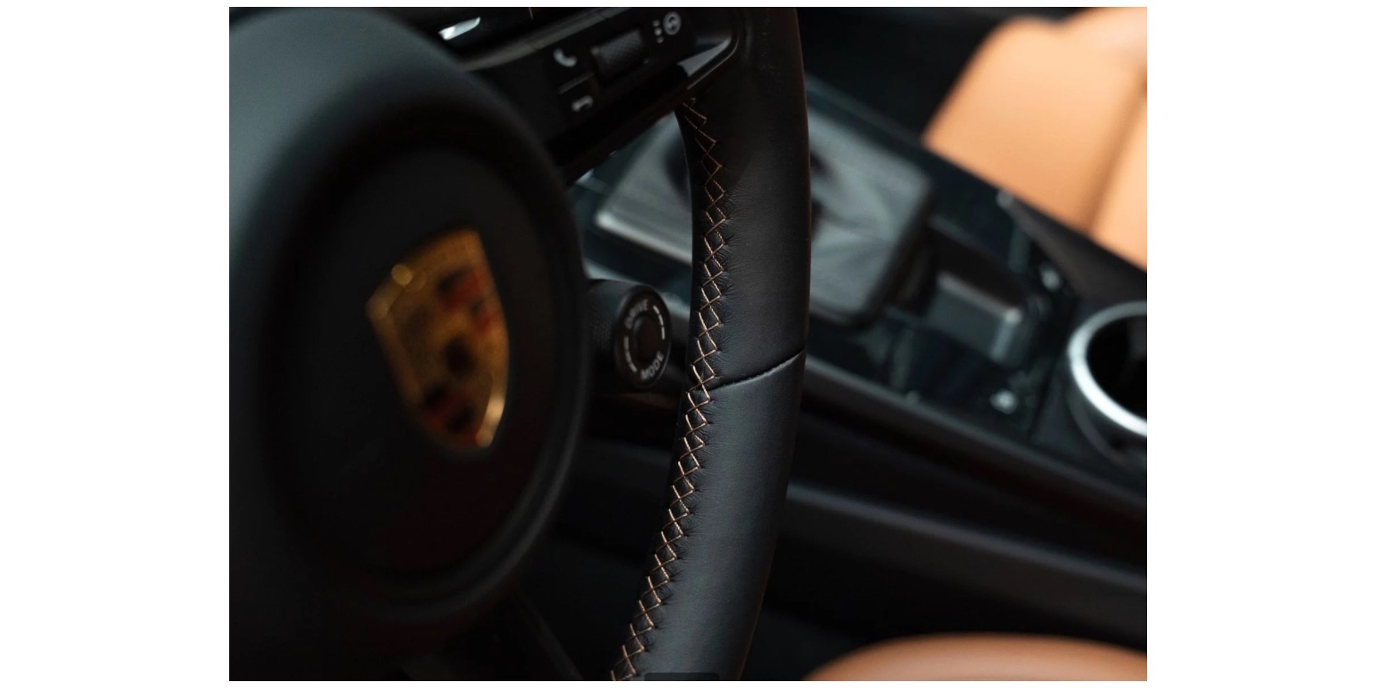 Porsche 911 992 GT3 Touring – Pure Driving Passion