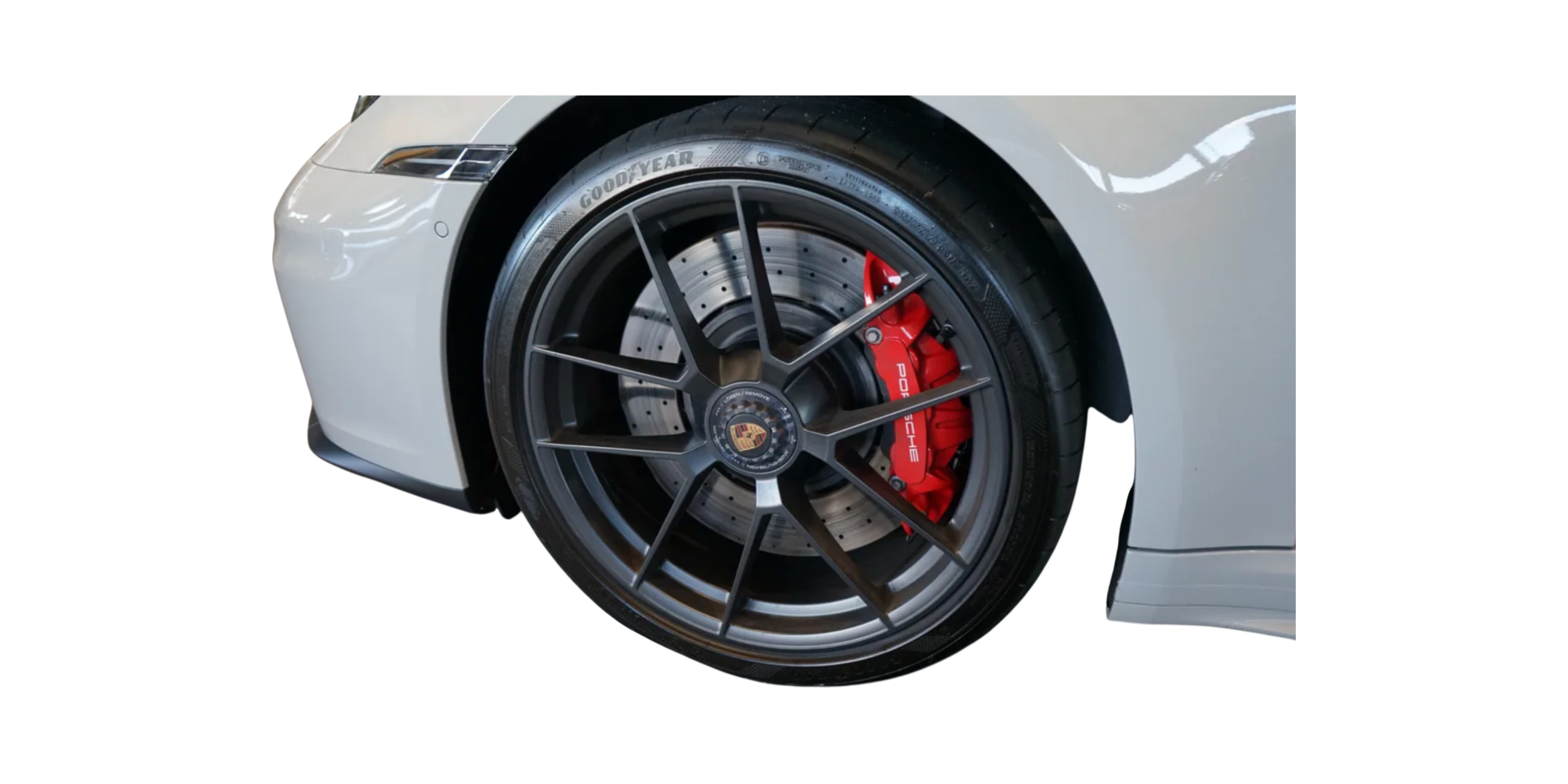 Modena Motors Porsche 911 992.2 Targa 4 GTS 541 PS