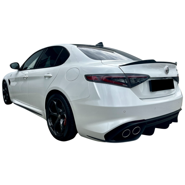 Alfa Romeo Giulia Quadrifoglio V6 by Modena Motors