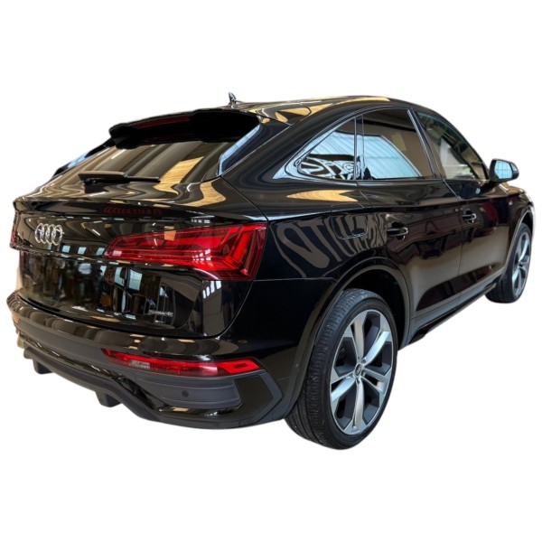 Audi Q5 Sportback | Advanced Hybrid SUV