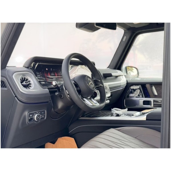 Mercedes-AMG G 63 | Iconic Power and Performance