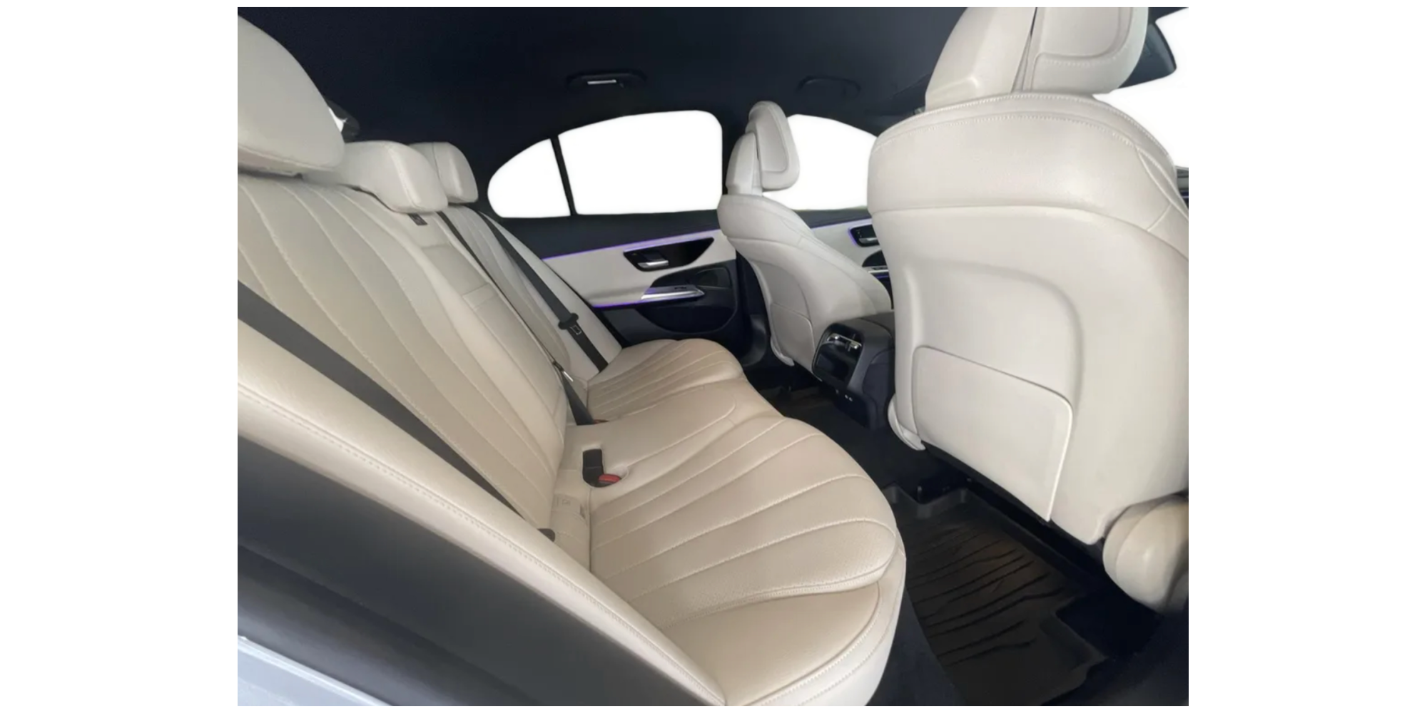 Mercedes-Benz E 300 e 4MATIC Limousine in vendita Modena Motors