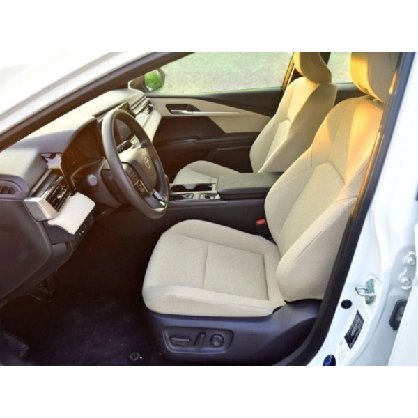 Toyota Camry 2.5 Hybrid AT Modena Motors GmbH