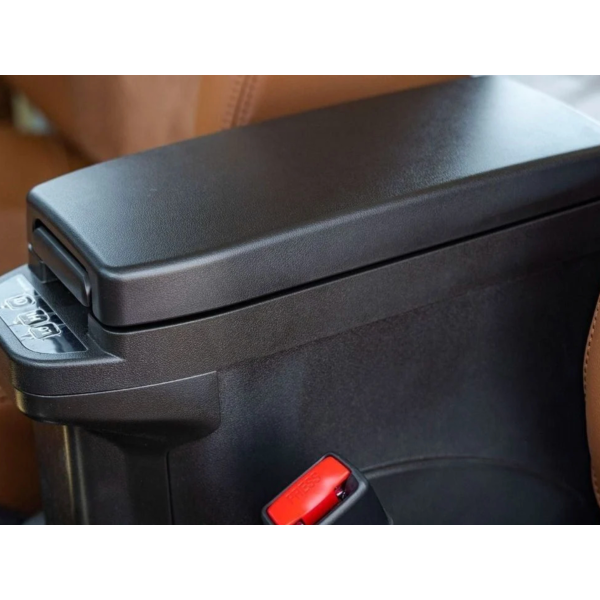 Toyota Land Cruiser 71 AT 2.8 Diesel Modena Motors