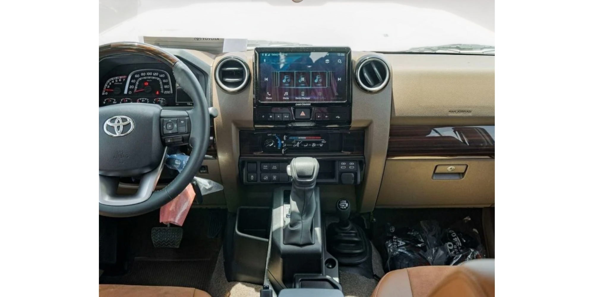 Toyota Land Cruiser 71 AT 2.8 Diesel Modena Motors