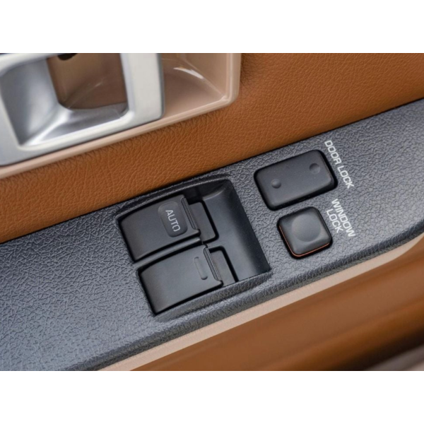 Toyota Land Cruiser 71 AT 2.8 Diesel Modena Motors