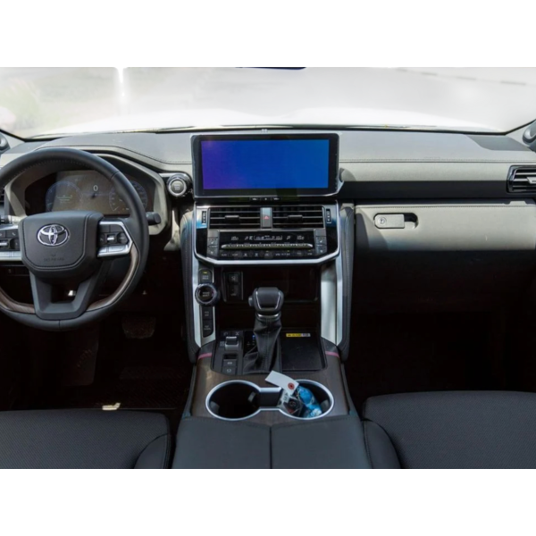 Toyota Land Cruiser 300 VXR V6 3.3L 7 Seats Modena Motors