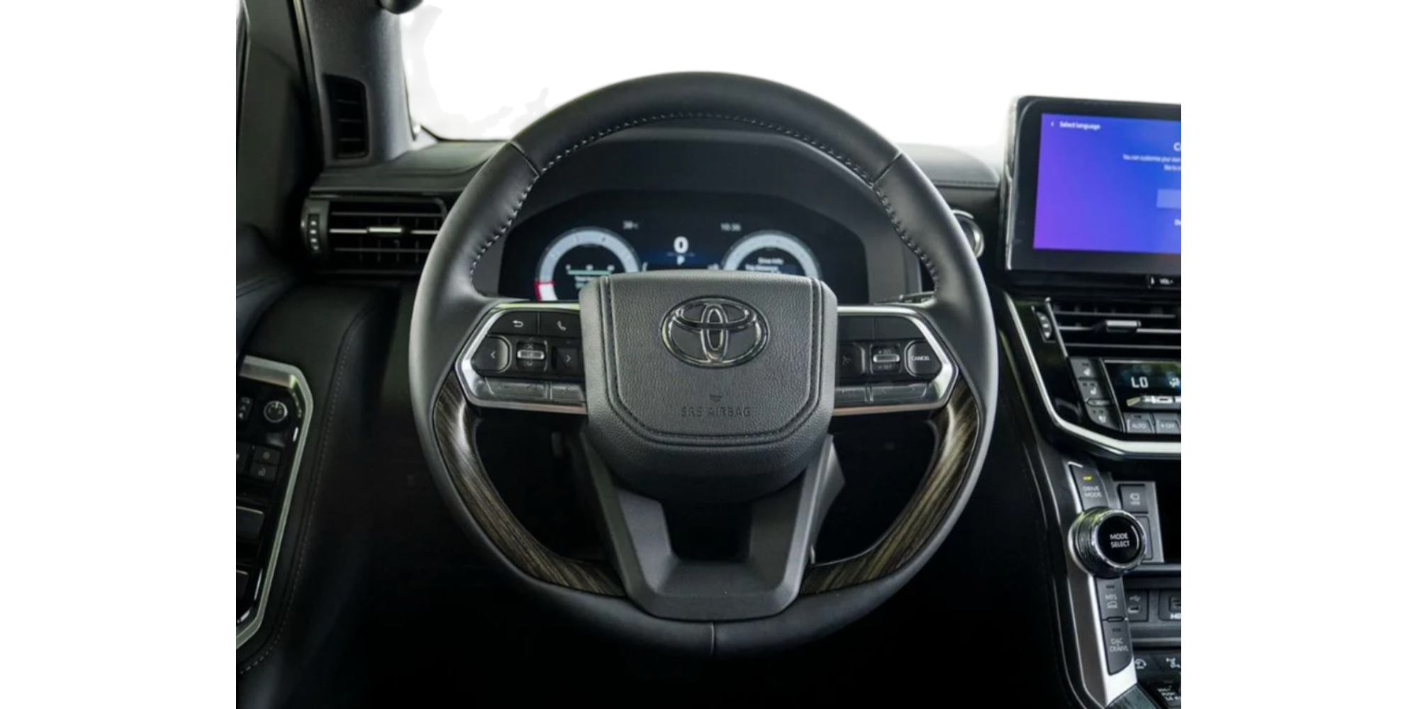 Toyota Land Cruiser 300 VXR V6 3.3L 7 Seats Modena Motors