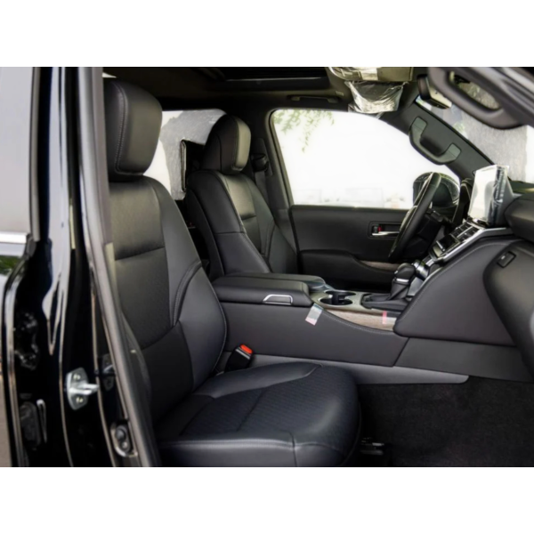 Toyota Land Cruiser 300 VXR V6 3.3L 7 Seats Modena Motors