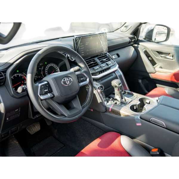 Toyota Land Cruiser 300 VXR V6 3.3L 7 Seats Modena Motors