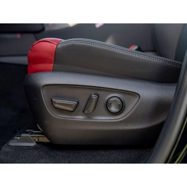 Toyota Land Cruiser 300 VXR V6 3.3L 7 Seats Modena Motors