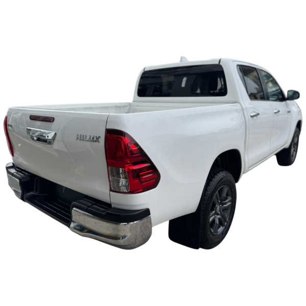 Toyota Hilux 4WD 2.4 Diesel AT Euro 6 - Buy Now