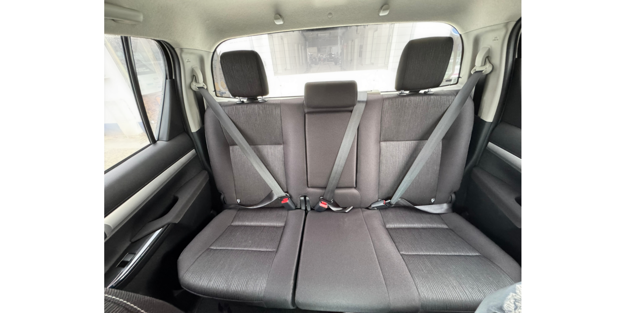 Toyota Hilux 4WD 2.4 Diesel AT Euro 6 - Buy Now