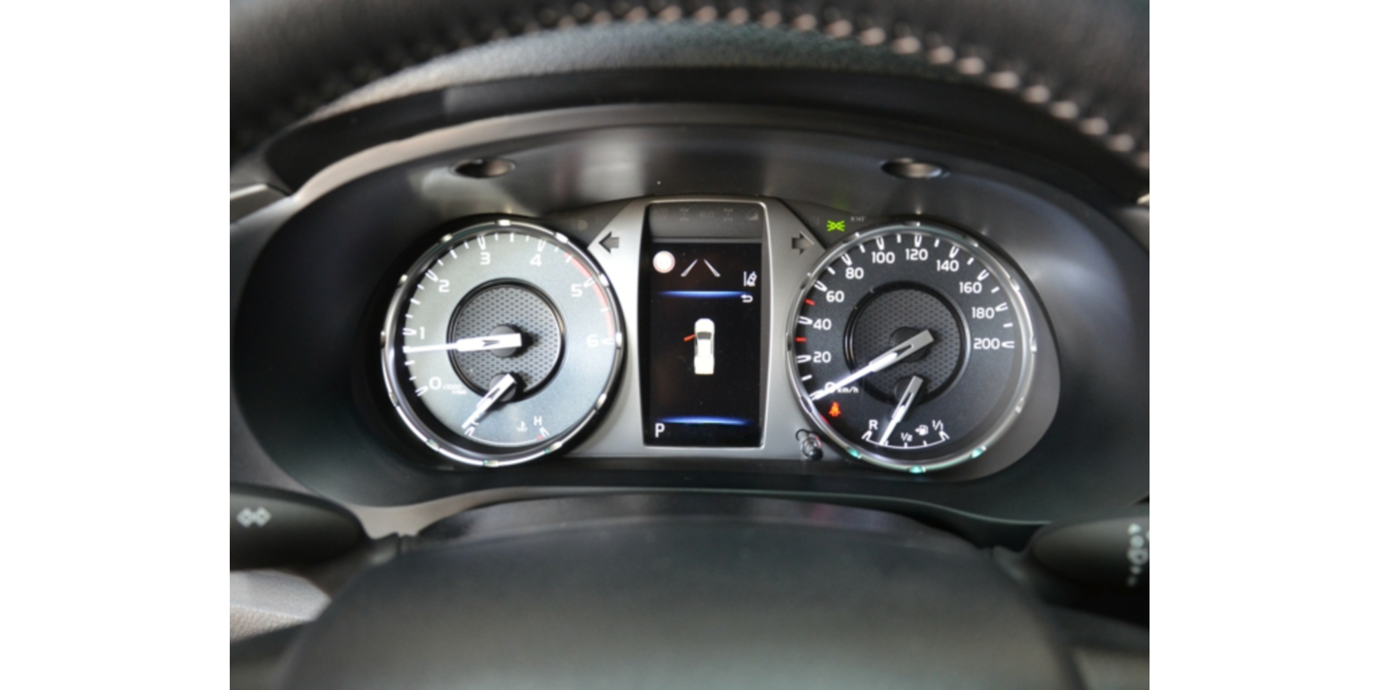 Toyota Hilux 4WD 2.4 Diesel AT Euro 6 - Buy Now