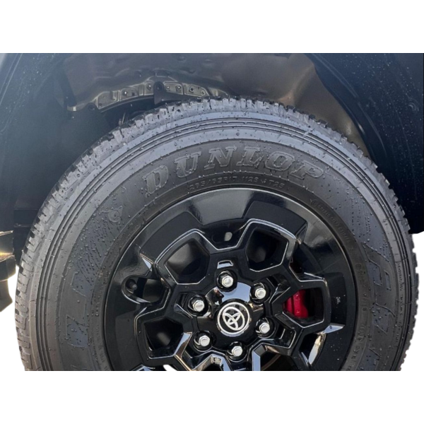 Toyota Hilux GR Sport Double Cabin 4WD 2.8 Diesel AT - Acquista Ora