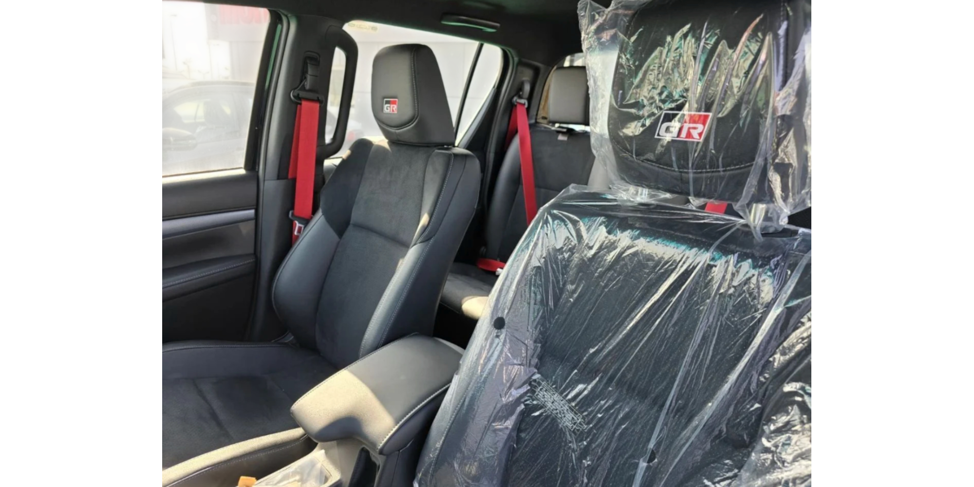 Toyota Hilux GR Sport Double Cabin 4WD 2.8 Diesel AT Euro 6 - Jetzt kaufen