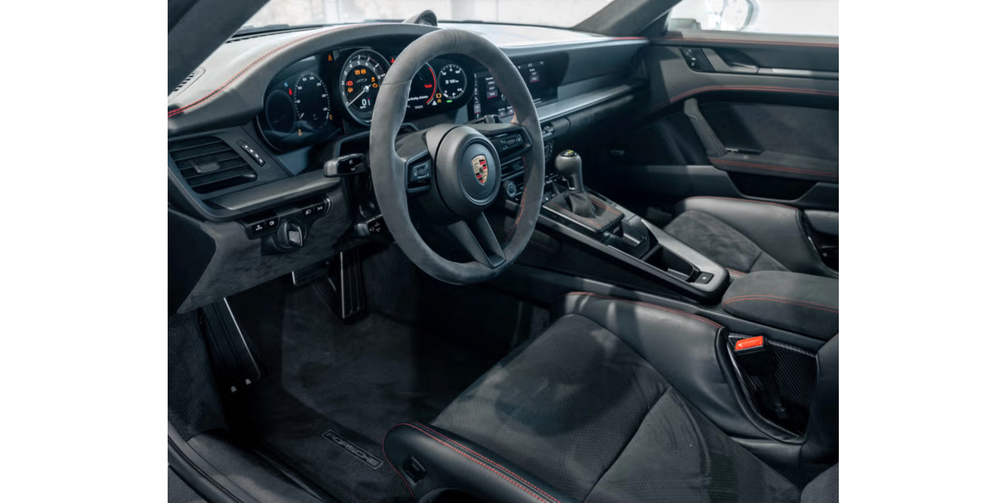 Porsche 911 992 GT3 Clubsport Pack by Modena Motors